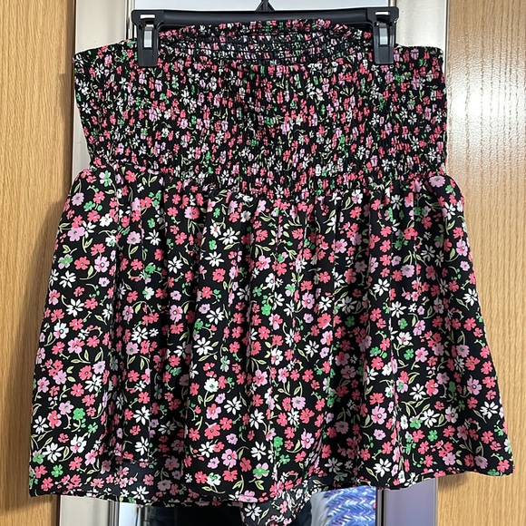 Shein Curve 3XL floral bandeau blouse with flowy bottom - Picture 4 of 9